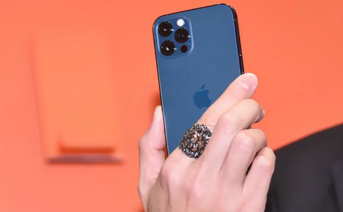 海林苹果手机维修分享iPhone12系列重启方法教程 
