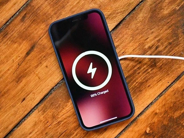 海林苹果手机维修分享iPhone 12可以随便充电吗 